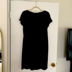 J.Jill Black Short Sleeve Sheath Dress w Fun Back Detail